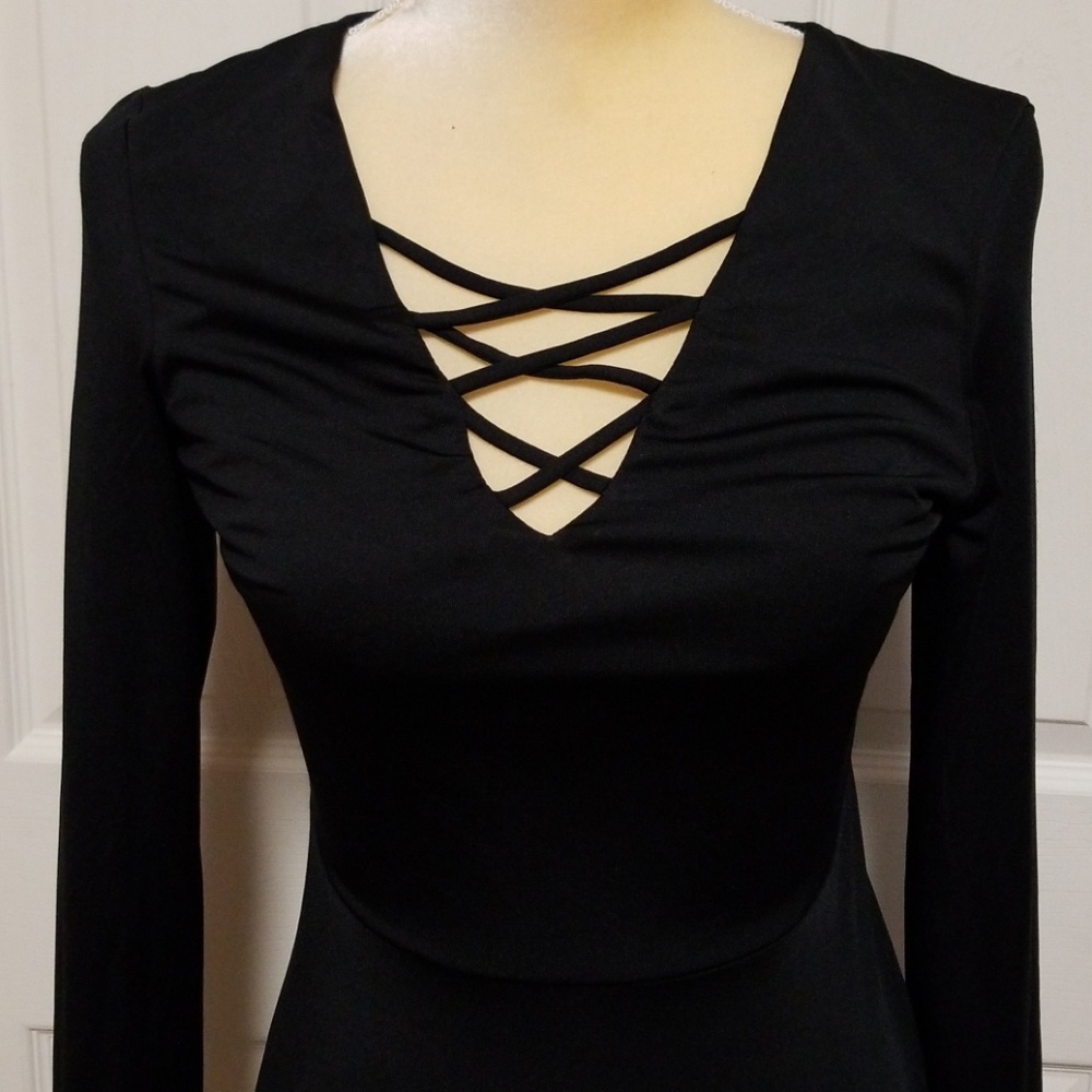 Xhilaration dress - Picture 2 of 6